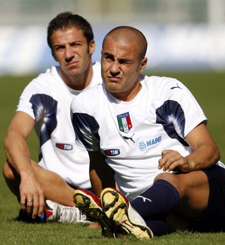 仍然蕴含许 仍然蕴含许