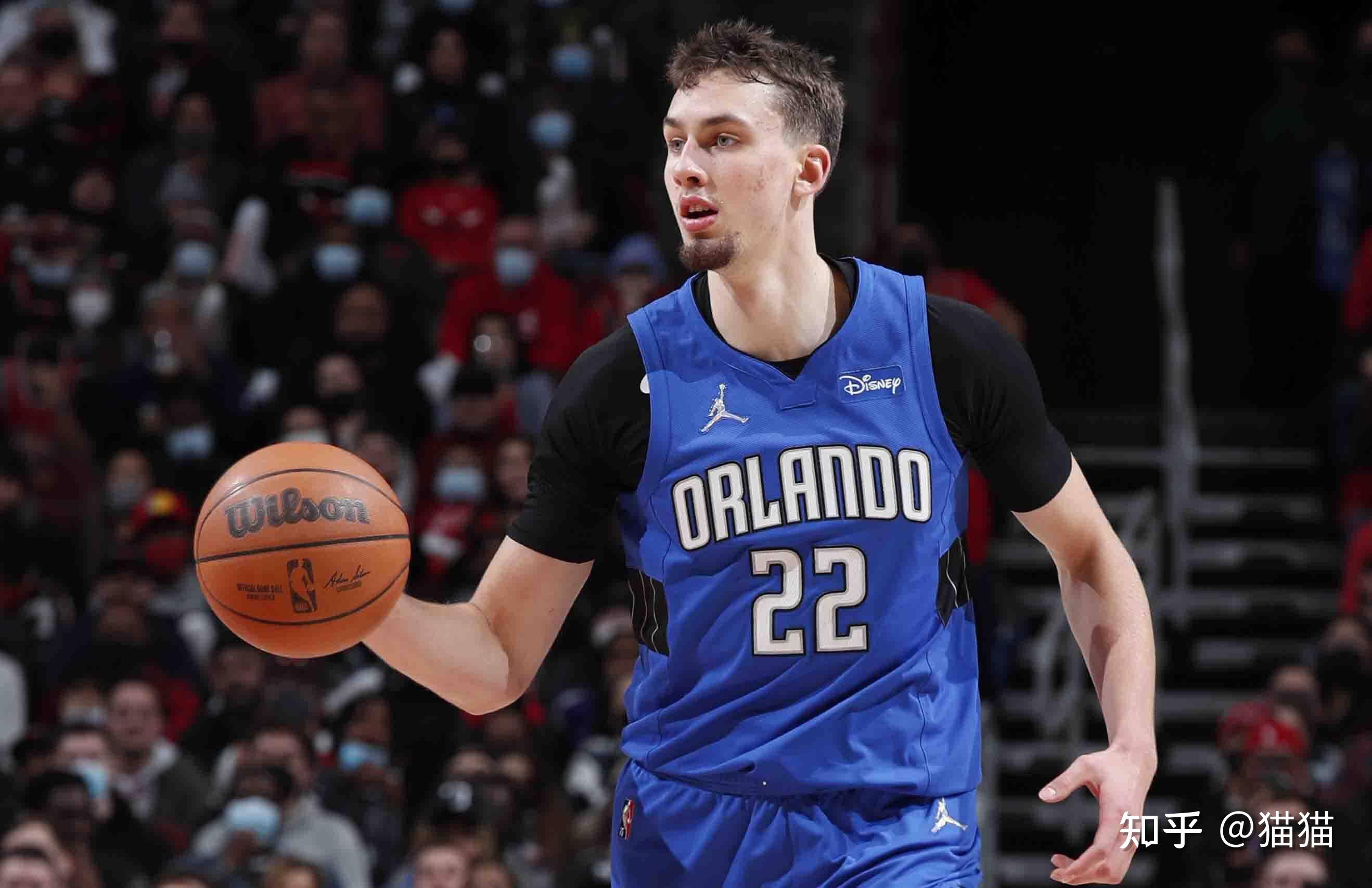 在首局比赛 在首局比赛